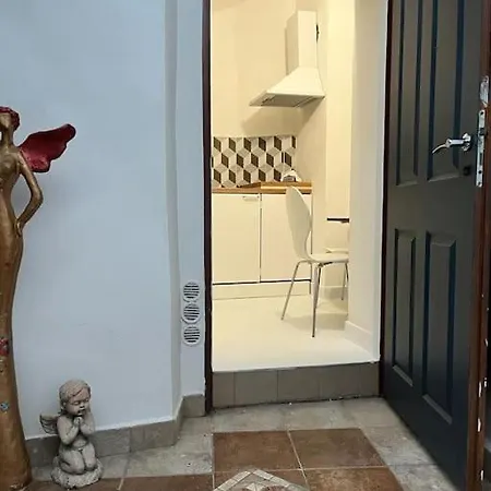 City Center Santorin Apartman Besztercebánya